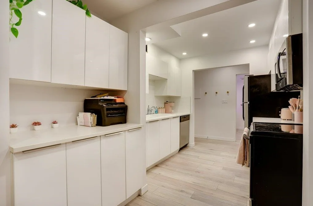 Condo for sale at 105 1544 Fir Street White Rock British Columbia - MLS: R3124454