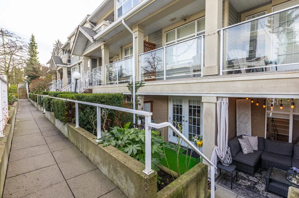 105 15621 MARINE DRIVE, White Rock BC V4B 1E1, White Rock BC — Residential for Sale - Photo 5