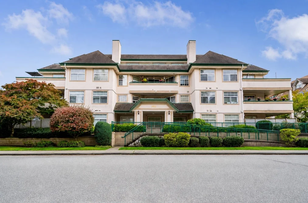 Condo for sale at 105 1618 Grant Avenue Port Coquitlam British Columbia - MLS: R3141501