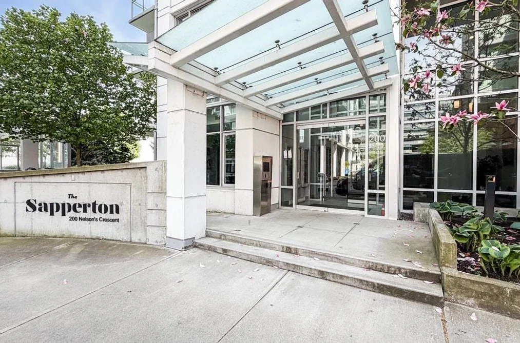 Condo for sale at 105 200 Nelson'S Crescent New Westminster British Columbia - MLS: R3119693