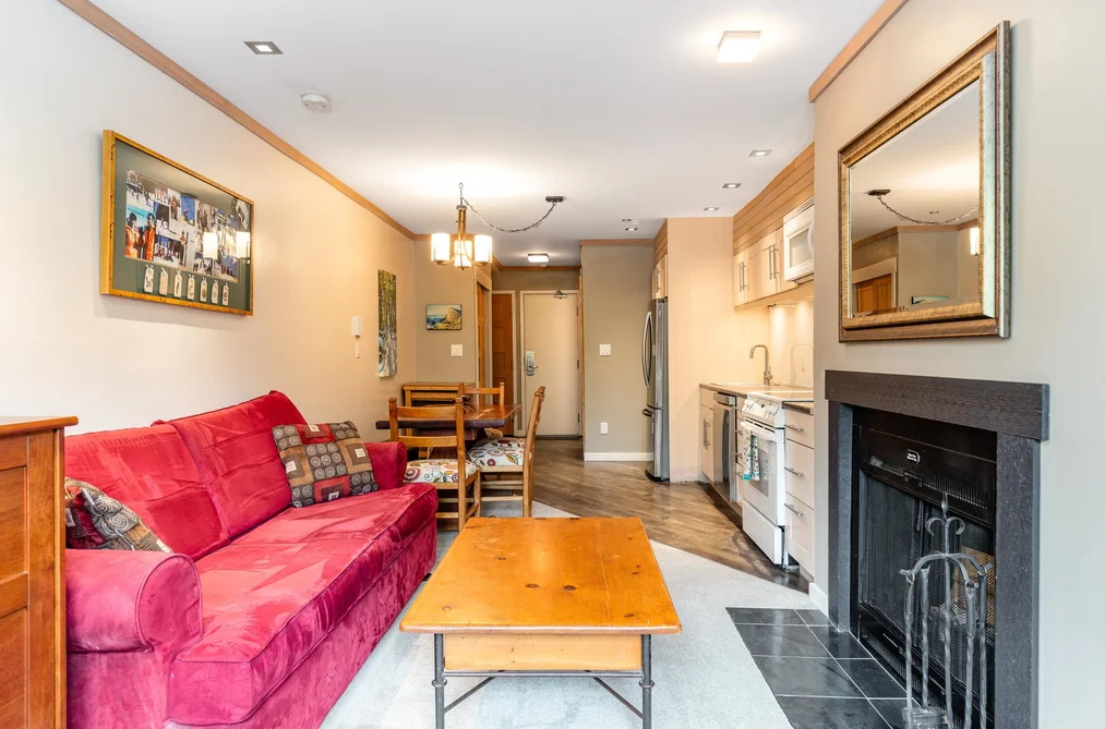 105 2021 KAREN CRESCENT, Whistler BC V8E 0H1, Whistler BC — Residential for Sale - Photo 2