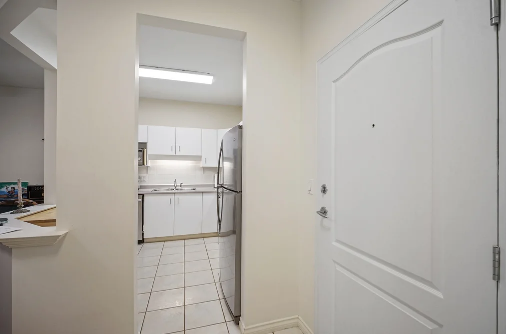 105 20239 MICHAUD CRESCENT, Langley BC V3A 8L1, Langley BC — Residential for Sale - Photo 3