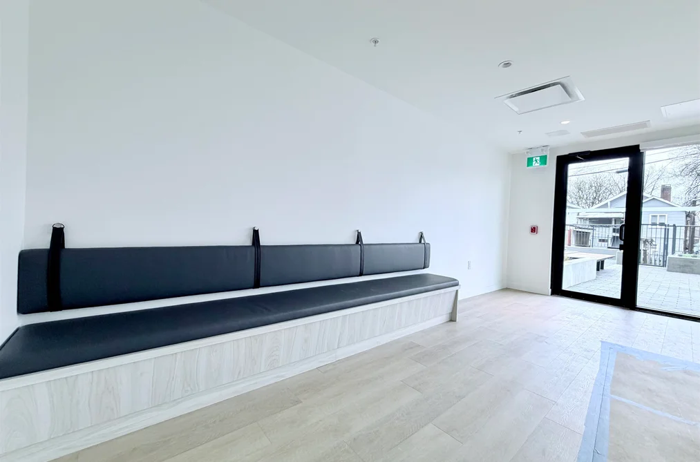 105 2268 E BROADWAY STREET, Vancouver BC V5N 0L2, Vancouver BC — Residential for Sale - Photo 2