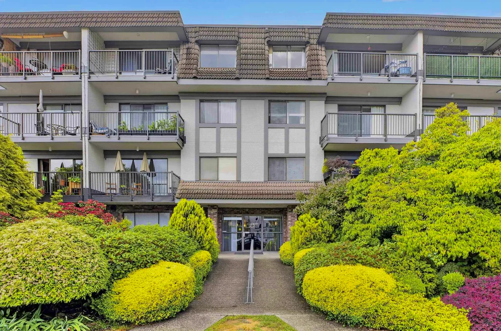 105 236 W 2ND STREET, North Vancouver BC V7M 1C6, North Vancouver BC — Residential for Sale - Photo 2
