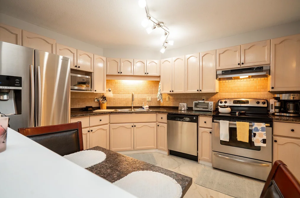 105 2410 EMERSON STREET, Abbotsford BC V2T 3J3, Abbotsford BC — Residential for Sale - Photo 3