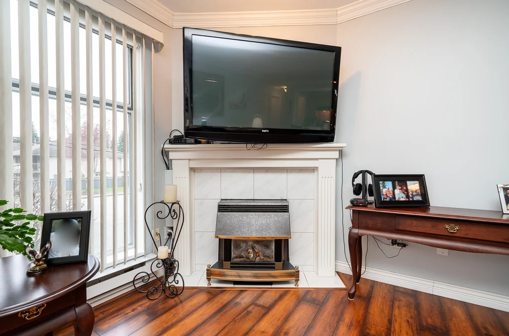 105 2410 EMERSON STREET, Abbotsford BC V2T 3J3, Abbotsford BC — Residential for Sale - Photo 4