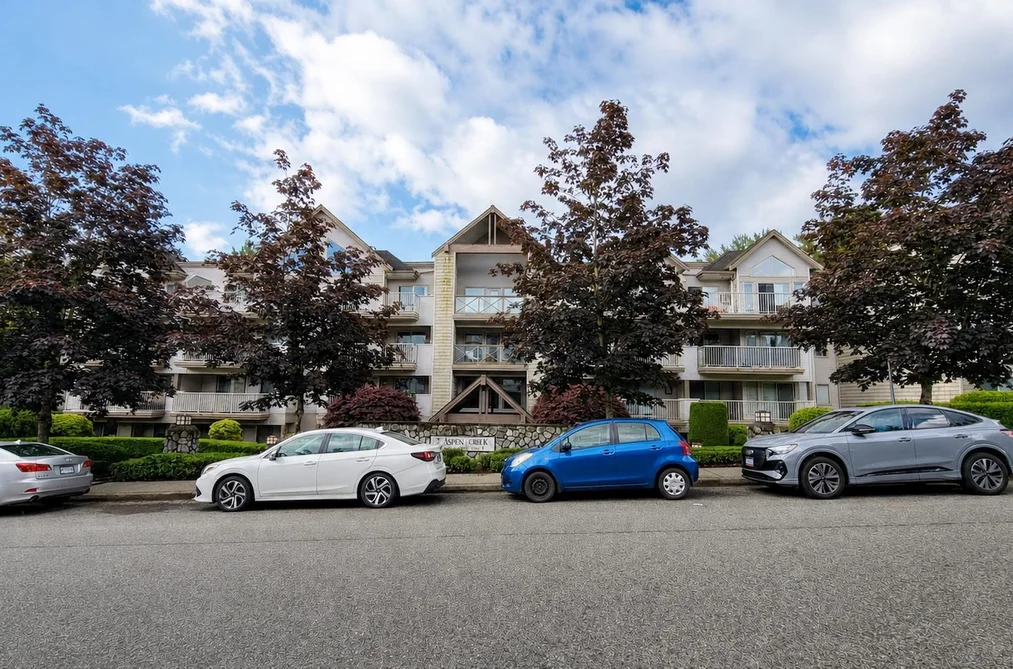 Condo for sale at 105 33478 Roberts Avenue Abbotsford British Columbia - MLS: R3134467