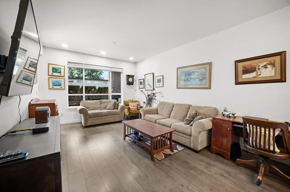105 33540 MAYFAIR AVENUE, Abbotsford BC V2S 0J3, Abbotsford BC — Residential for Sale - Photo 4