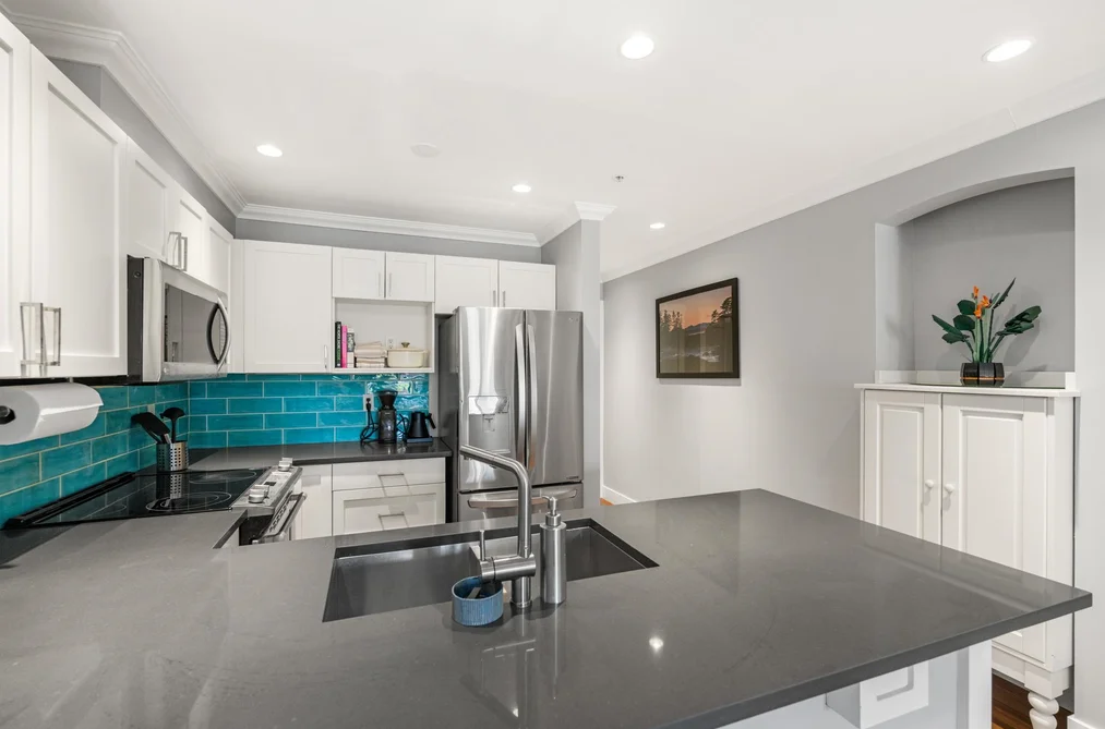 105 365 E 1ST STREET, North Vancouver BC V7L 4W5, North Vancouver BC — Residential for Sale - Photo 5