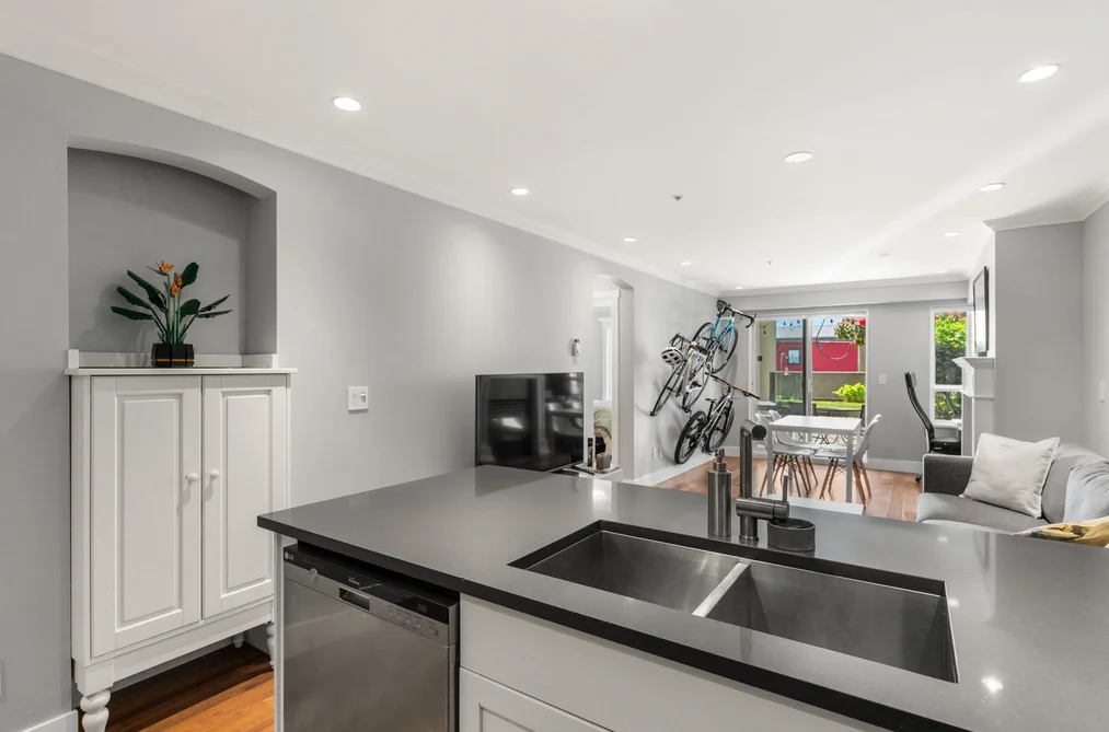 105 365 E 1ST STREET, North Vancouver BC V7L 4W5, North Vancouver BC — Residential for Sale - Photo 6