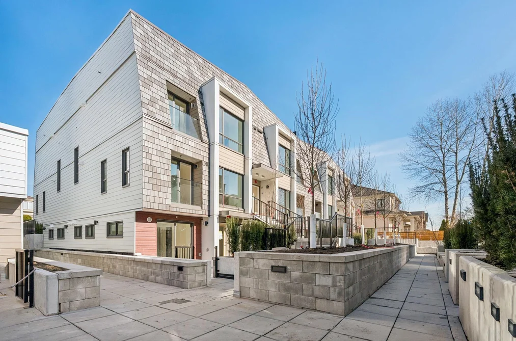 Townhouse for sale at 105 378 W 45th Avenue Vancouver British Columbia - MLS: R3097535