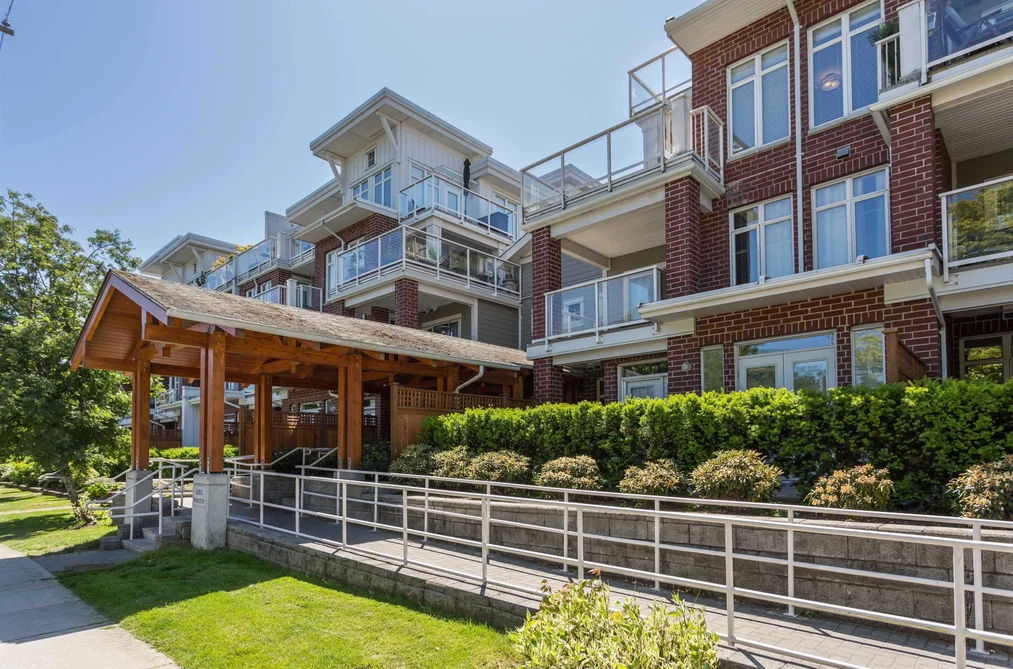 Condo for sale at 105 4280 Moncton Street Richmond British Columbia - MLS: R3119492