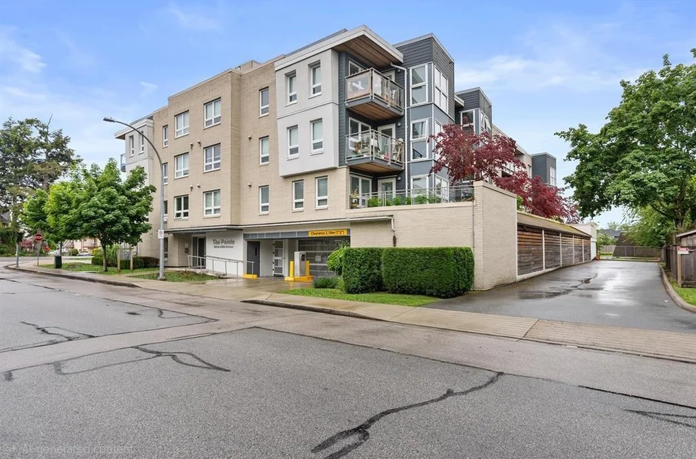 Condo for sale at 105 4815 55b Street Delta British Columbia - MLS: R3116644
