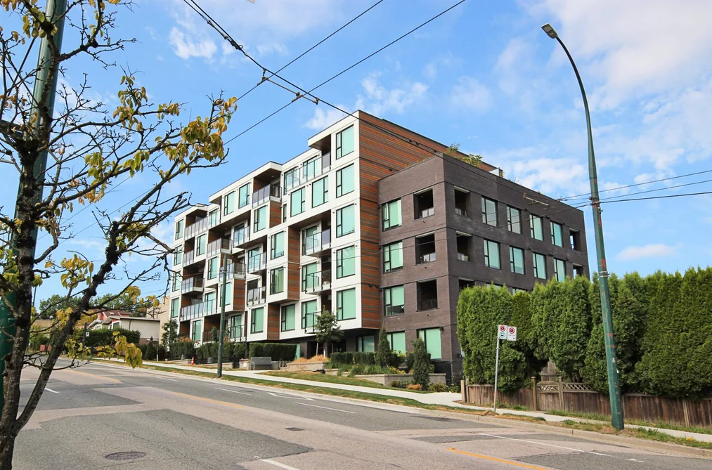 Condo for sale at 105 5399 Joyce Street Vancouver British Columbia - MLS: R3159445
