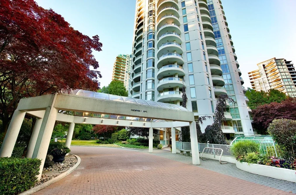 Condo for sale at 105 6188 Patterson Avenue Burnaby British Columbia - MLS: R3153124