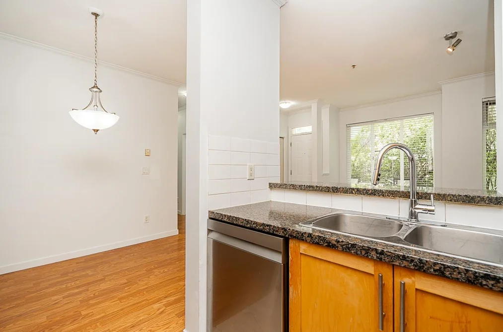 105 7000 21ST AVENUE, Burnaby BC V5E 4P1, Burnaby BC — Residential for Sale — Photo 19 of 40