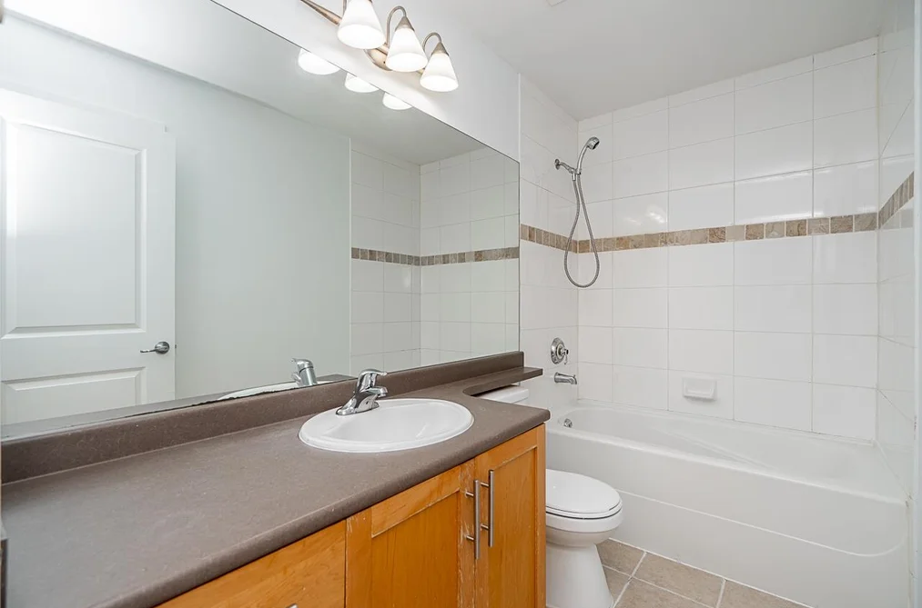 105 7000 21ST AVENUE, Burnaby BC V5E 4P1, Burnaby BC — Residential for Sale — Photo 25 of 40