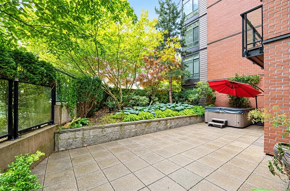 Condo for sale at 105 733 W 3rd Street North Vancouver British Columbia - MLS: R3148611
