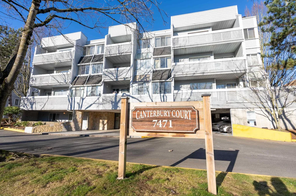 Condo for sale at 105 7471 Blundell Road Richmond British Columbia - MLS: R3156411