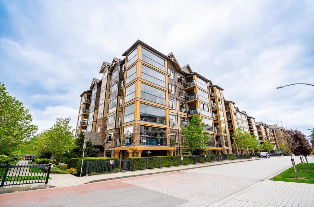 Condo for sale at 105 8157 207 Street Langley British Columbia - MLS: R3117684