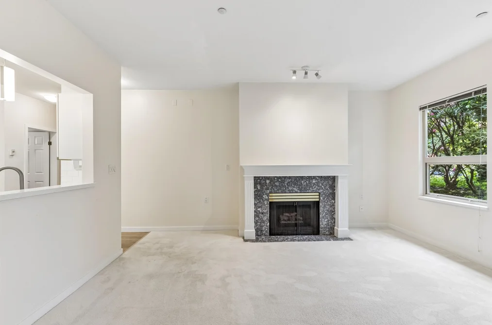 105 843 22ND STREET, West Vancouver BC V7V 4C1, West Vancouver BC — Residential for Sale - Photo 3