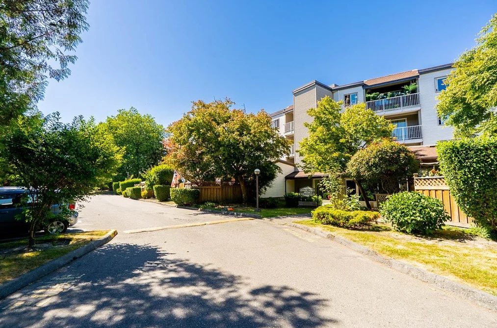 Condo for sale at 105 8740 Citation Drive Richmond British Columbia - MLS: R3138373