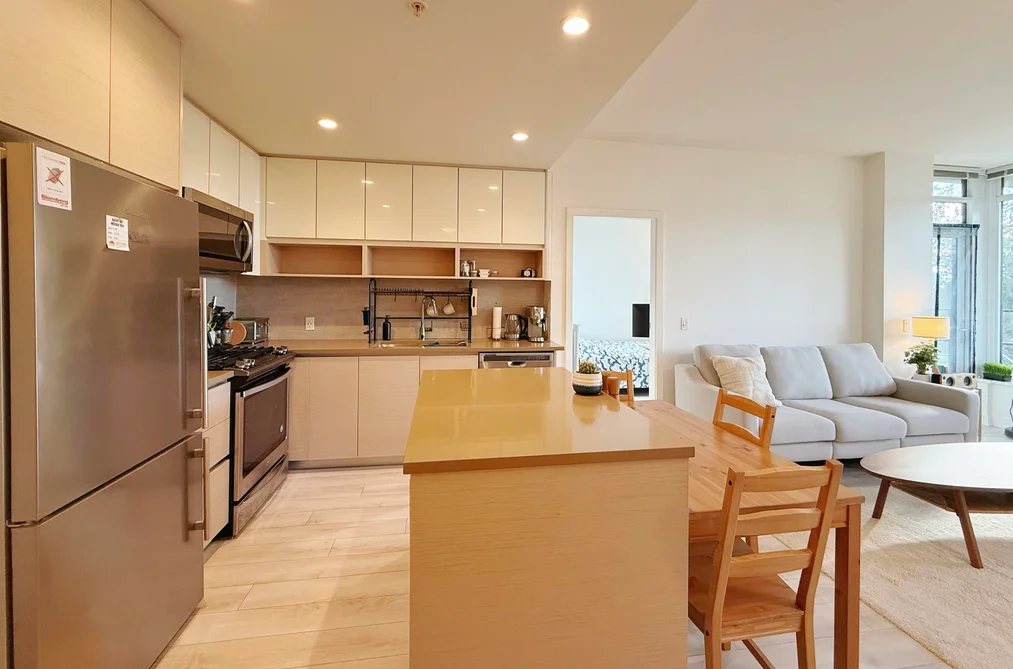 105 8850 UNIVERSITY CRESCENT, Burnaby BC V5A 0C8, Burnaby BC — Residential for Sale - Photo 2
