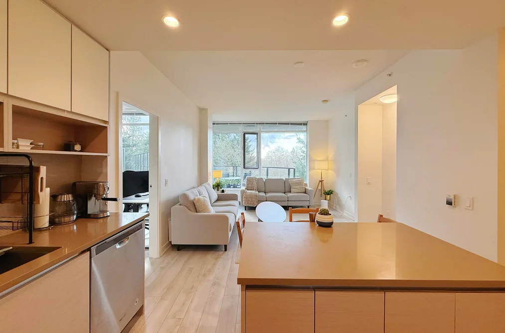 105 8850 UNIVERSITY CRESCENT, Burnaby BC V5A 0C8, Burnaby BC — Residential for Sale - Photo 3