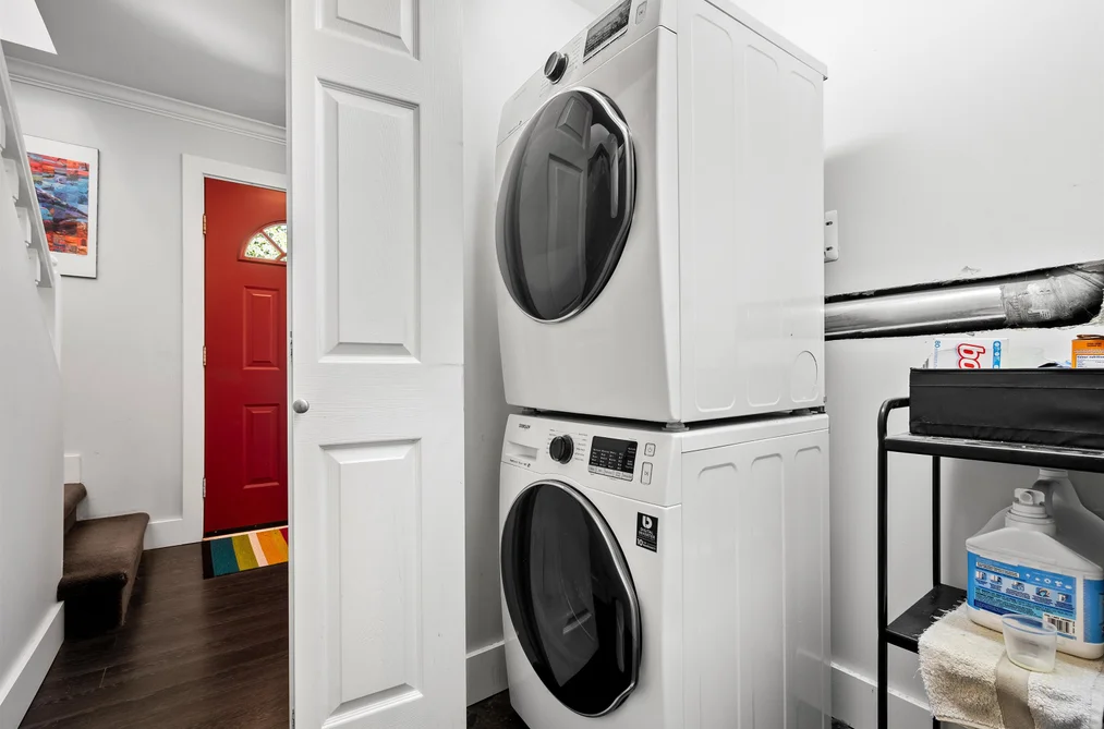 1050 E 10TH AVENUE, Vancouver BC V5T 2B5, Vancouver BC — Residential for Sale — Photo 17 of 32
