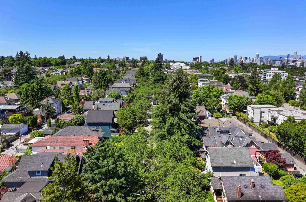 1050 E 10TH AVENUE, Vancouver BC V5T 2B5, Vancouver BC — Residential for Sale — Photo 31 of 32