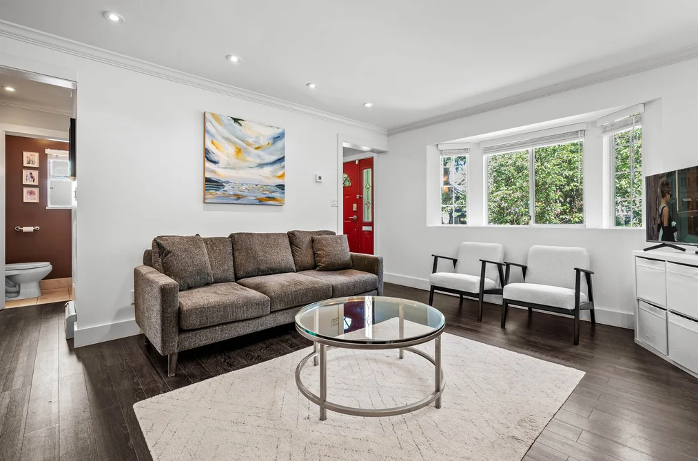 1050 E 10TH AVENUE, Vancouver BC V5T 2B5, Vancouver BC — Residential for Sale — Photo 7 of 32