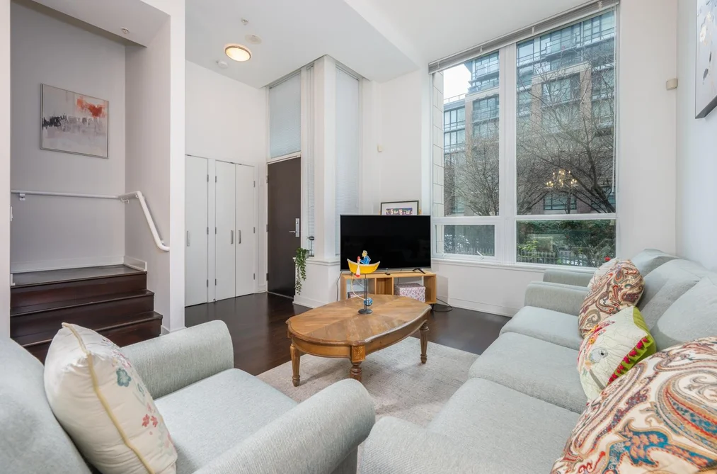 1051 RICHARDS STREET, Vancouver BC V6B 0C2, Vancouver BC — Residential for Sale - Photo 4