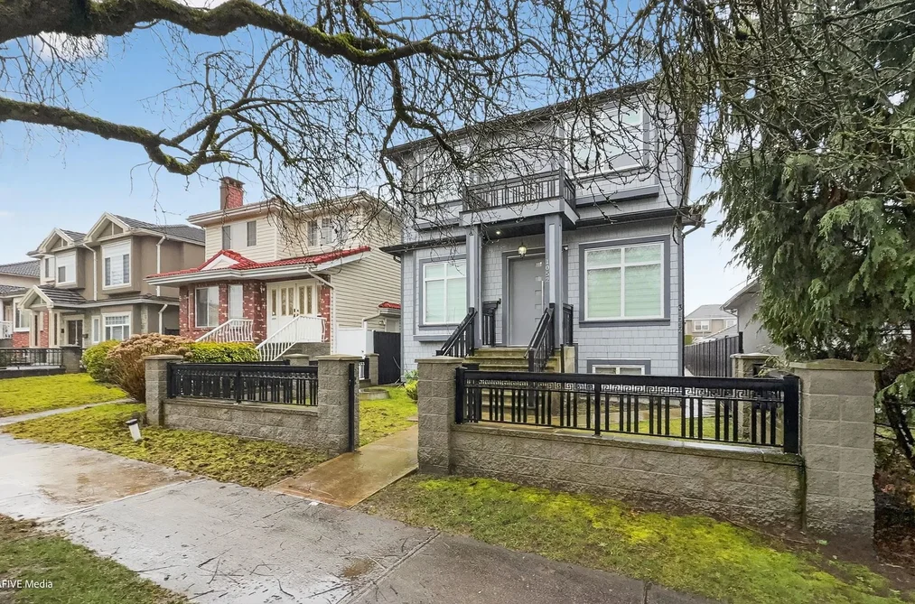 1052 E 50TH AVENUE, Vancouver BC V5X 1B8, Vancouver BC — Residential for Sale - Photo 3