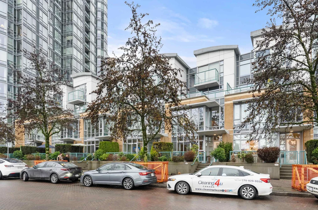 1053 MARINASIDE CRESCENT, Vancouver BC V6Z 3A5, Vancouver BC — Residential for Sale - Photo 3