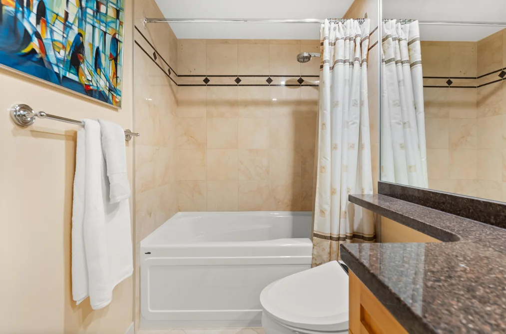 1053 MARINASIDE CRESCENT, Vancouver BC V6Z 3A5, Vancouver BC — Residential for Sale - Photo 7