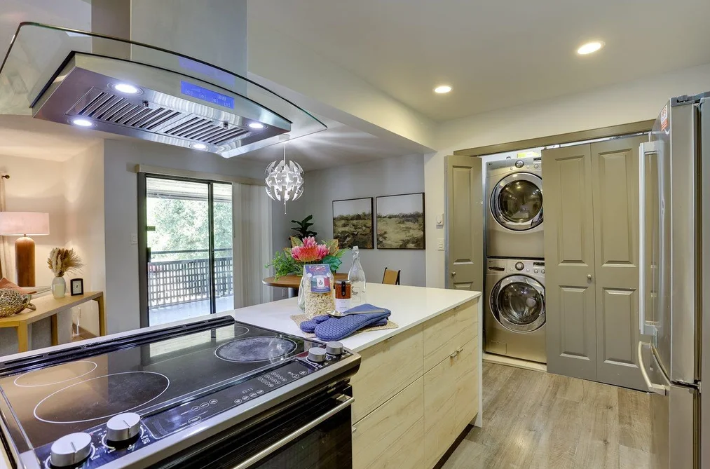 10532 HOLLY PARK LANE, Surrey BC V3R 6X9, Surrey BC — Residential for Sale — Photo 4 of 24