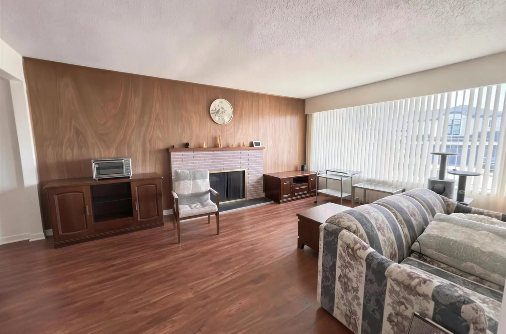 10580 DENNIS CRESCENT, Richmond BC V7A 3R5, Richmond BC — Residential for Sale - Photo 2