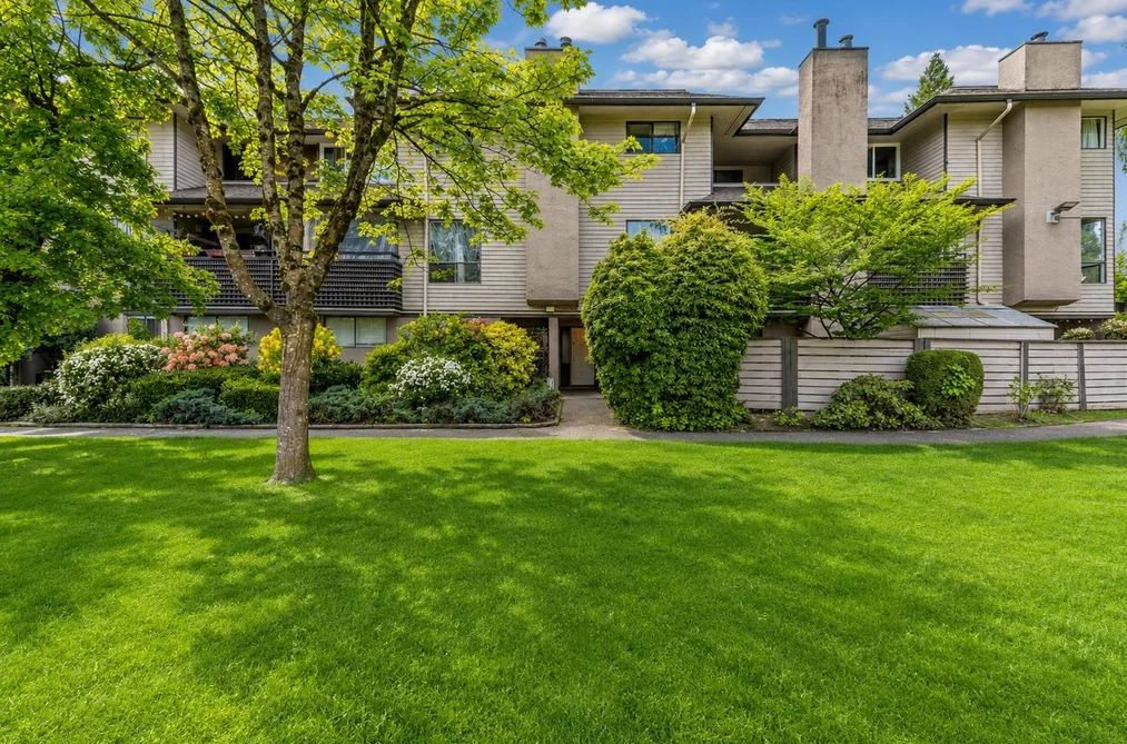 Townhouse for sale at 10582 Holly Park Lane Surrey British Columbia - MLS: R3123665