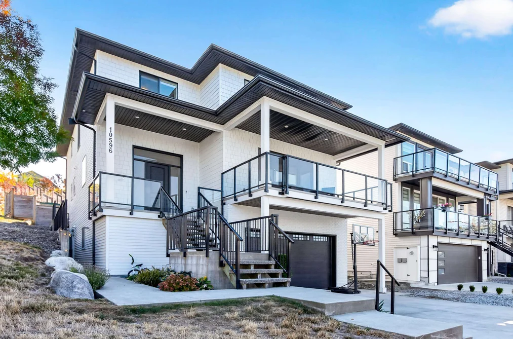 House for sale at 10596 Mcveety Street Maple Ridge British Columbia - MLS: R3167349