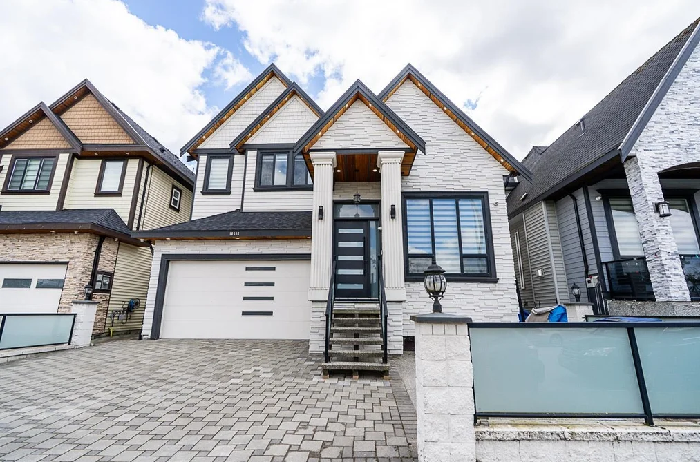 10598 124 STREET, Surrey BC V3V 0E2, Surrey BC — Residential for Sale - Photo 2