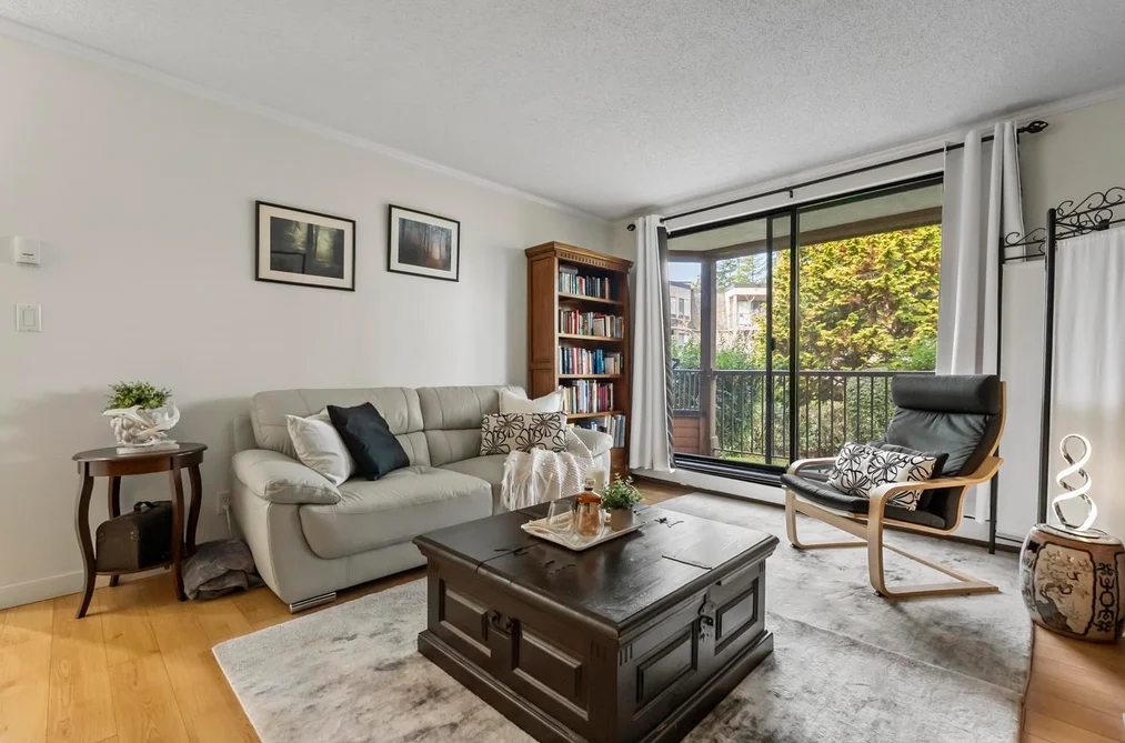 106 1720 SOUTHMERE CRESCENT, Surrey BC V4A 6E3, Surrey BC — Residential for Sale - Photo 2
