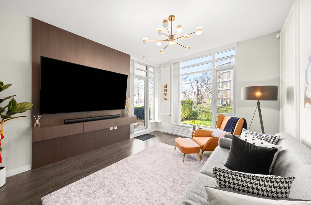 Condo for sale at 106 3188 Riverwalk Avenue Vancouver British Columbia - MLS: R3082811