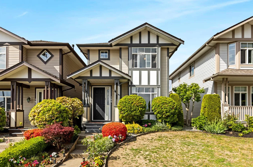 Townhouse for sale at 106 33751 7 Avenue Mission British Columbia - MLS: R3121944