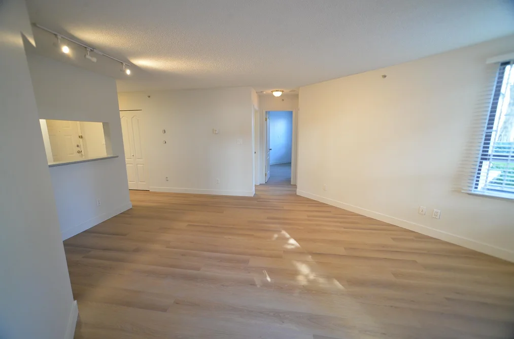 106 3455 ASCOT PLACE, Vancouver BC V5R 6B7, Vancouver BC — Residential for Sale - Photo 6