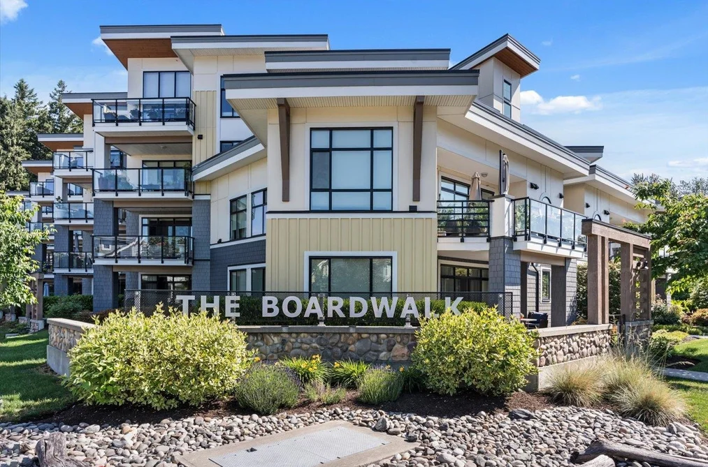 Condo for sale at 106 5384 Tyee Lane Chilliwack British Columbia - MLS: R3129758