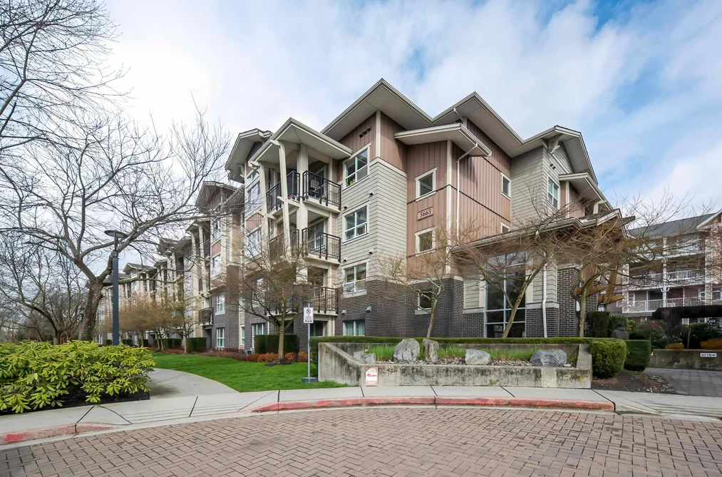 106 5665 IRMIN STREET, Burnaby BC V5J 0C4, Burnaby BC — Residential for Sale - Photo 2