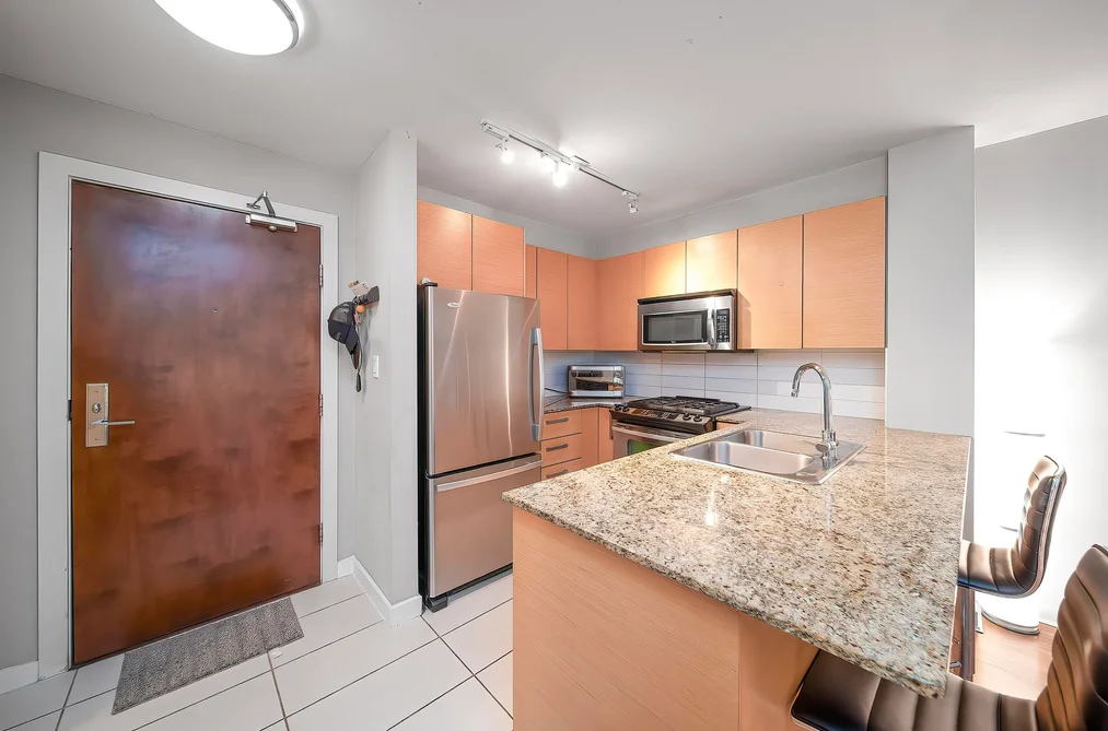 106 5665 IRMIN STREET, Burnaby BC V5J 0C4, Burnaby BC — Residential for Sale - Photo 5