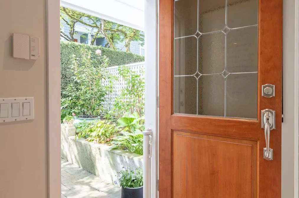 106 675 W 7TH AVENUE, Vancouver BC V5Z 1B6, Vancouver BC — Residential for Sale - Photo 2