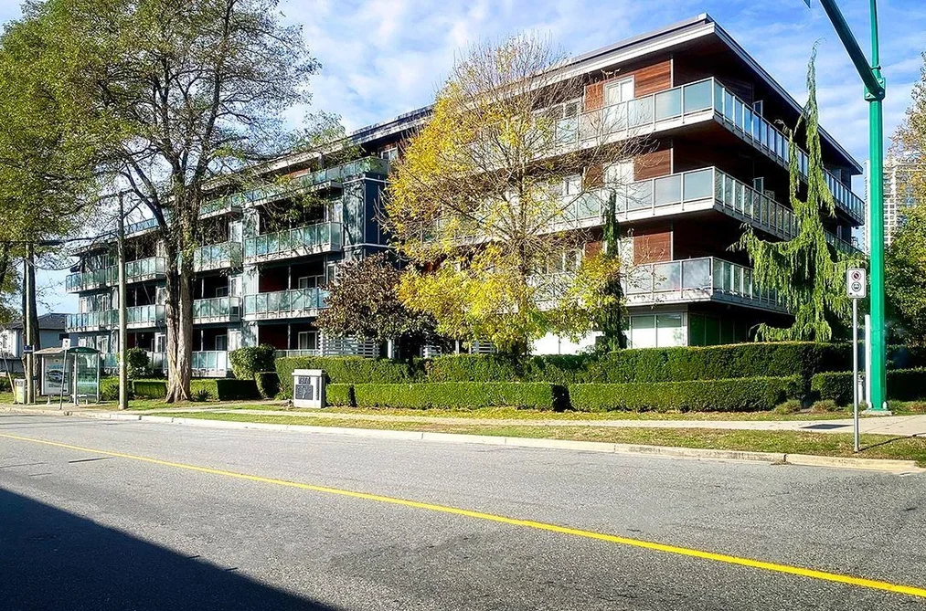 Condo for sale at 106 7377 14th Avenue Burnaby British Columbia - MLS: R3119517