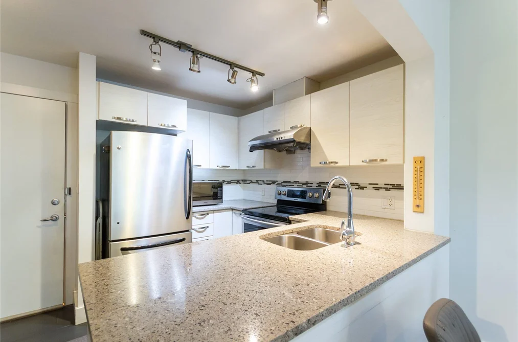 106 7428 BYRNEPARK WALK, Burnaby BC V3N 0B4, Burnaby BC — Residential for Sale - Photo 6